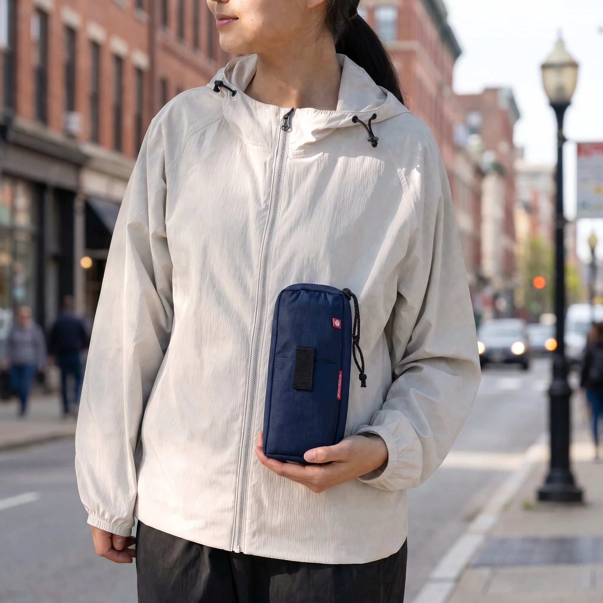 CHARGER POUCH